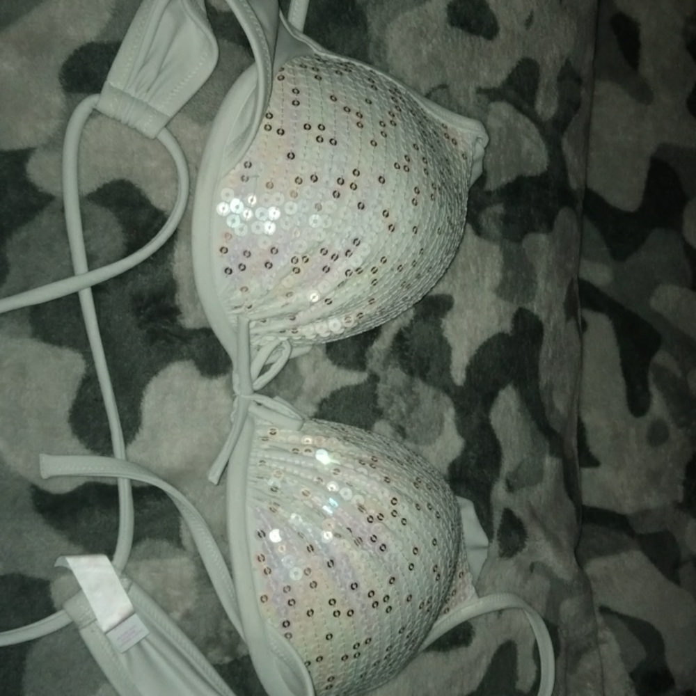 Bathing suit top 5 for 20